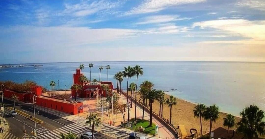Estudio Benalbeach New Benalmádena Exteriör bild