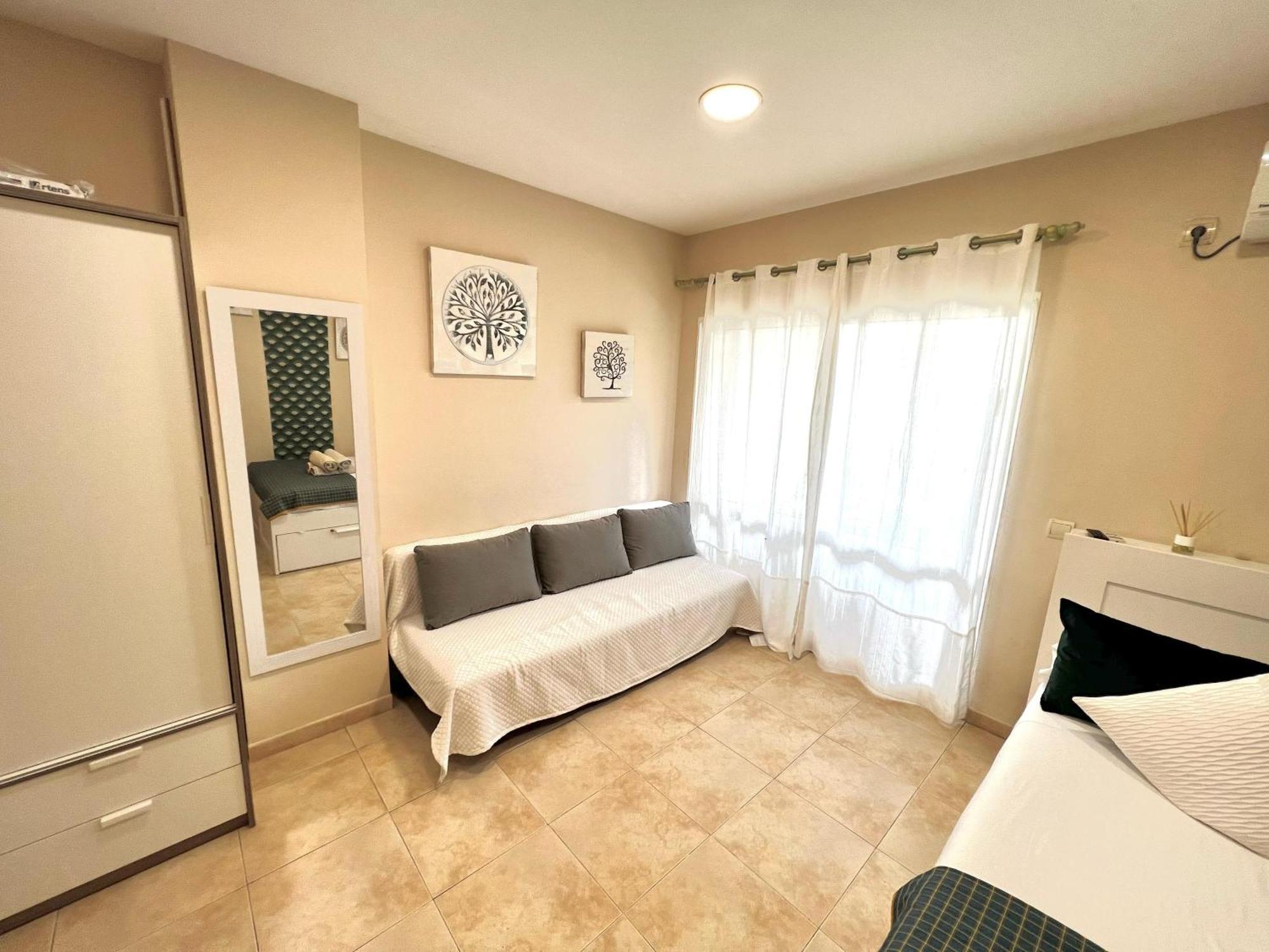 Estudio Benalbeach New Benalmádena Exteriör bild